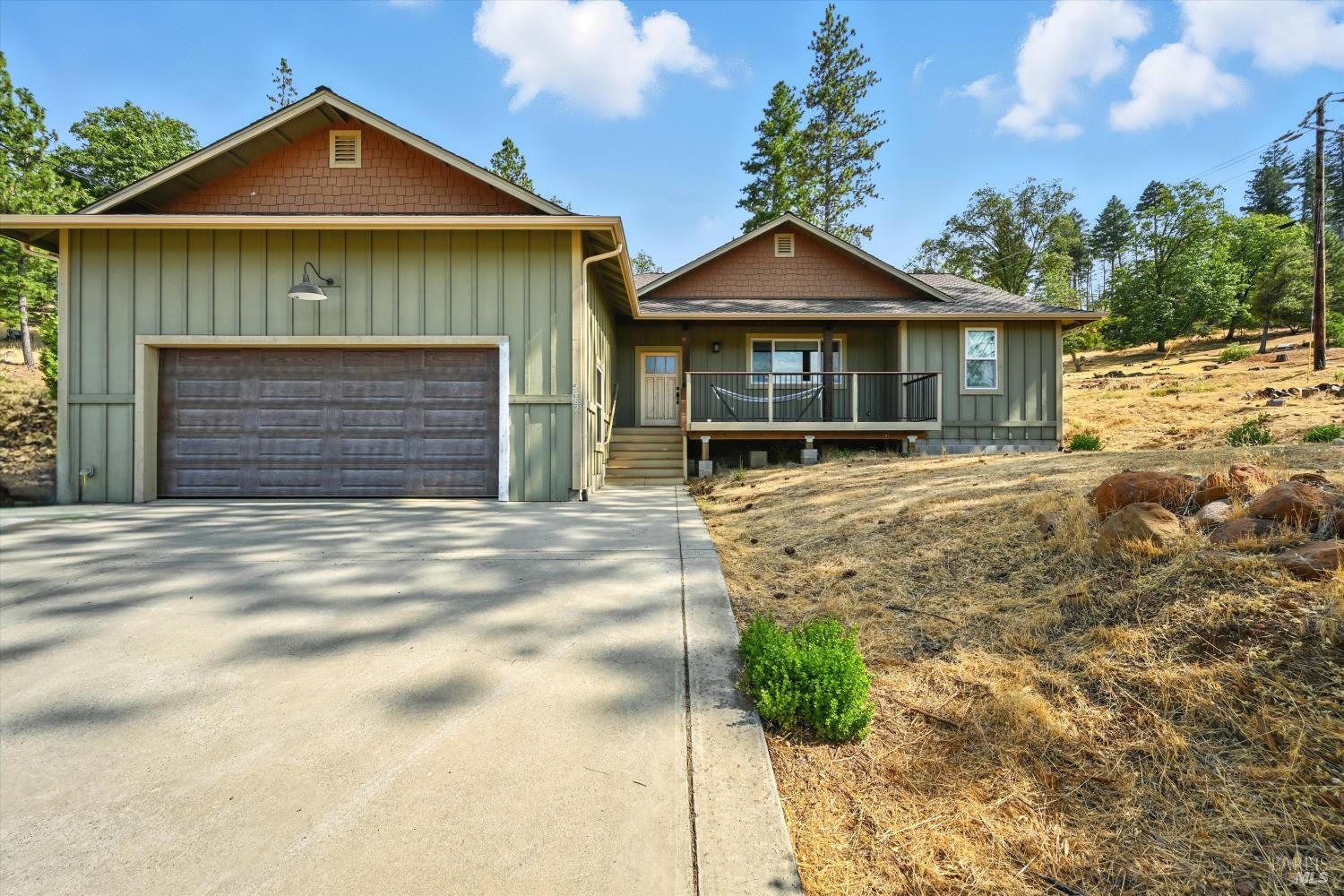 9482 Hoberg Drive S Cobb CA 95426