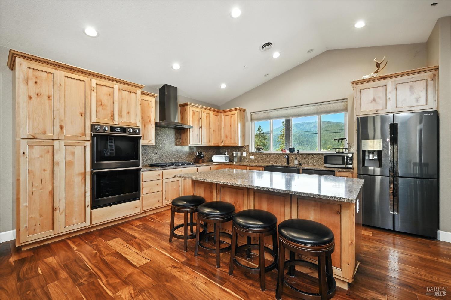 9482 Hoberg Drive S Cobb CA 95426