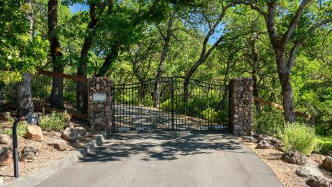 4727 Muirfield Court Santa Rosa CA 95405