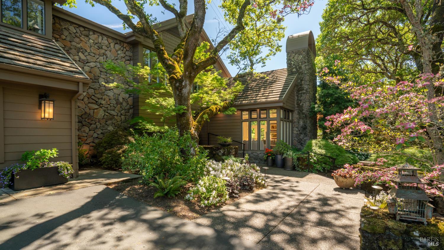 4727 Muirfield Court Santa Rosa CA 95405