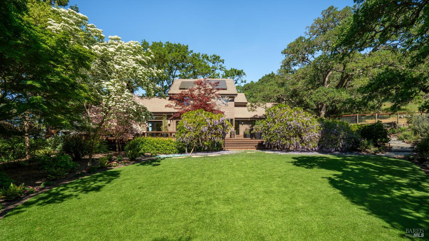 4727 Muirfield Court Santa Rosa CA 95405