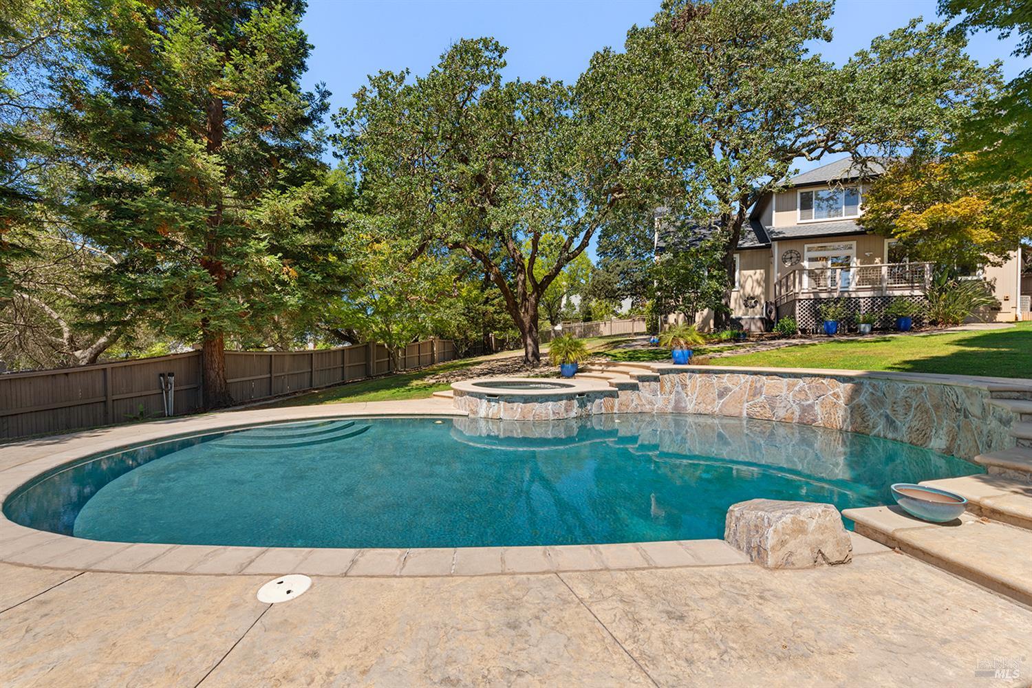 1209 Davida Court Windsor CA 95492