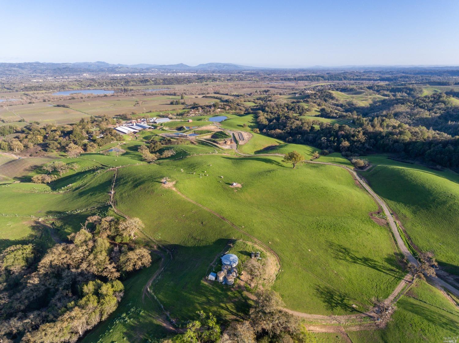 5285 Westside Road Healdsburg CA 95448