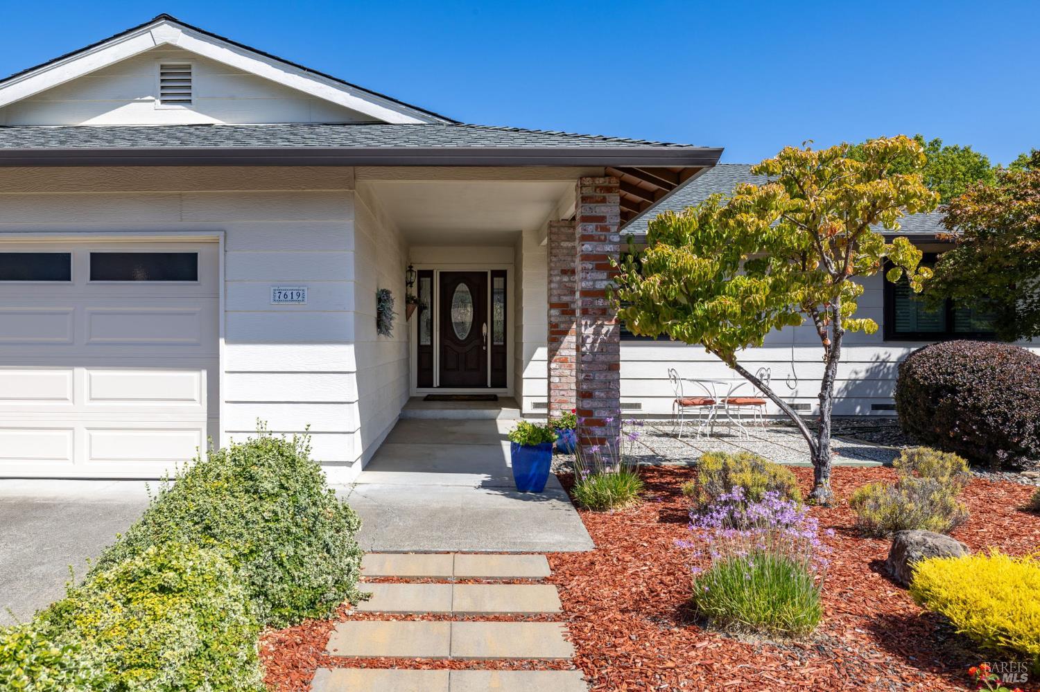 7619 Oak Leaf Drive Santa Rosa CA 95409