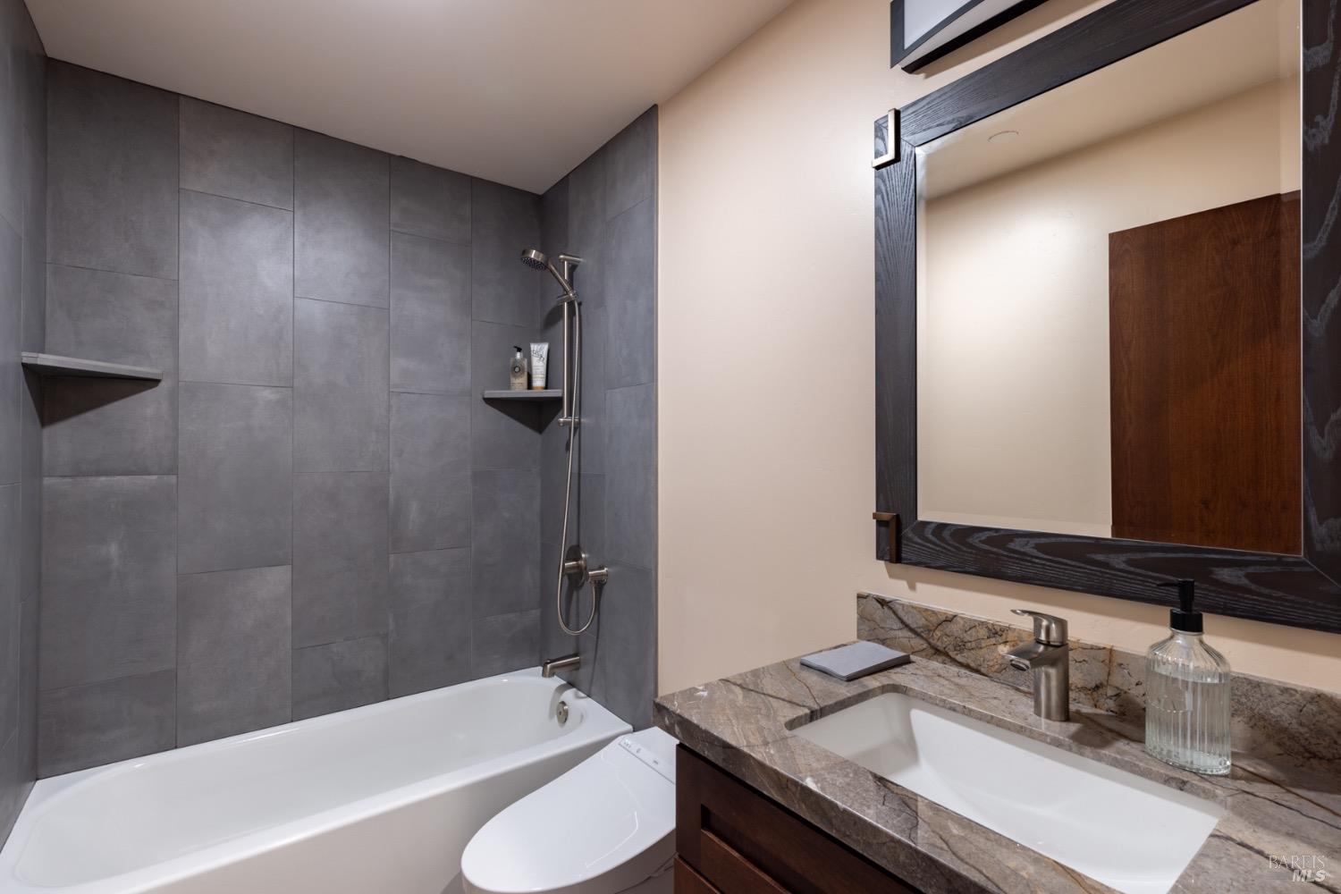 3344 Linda Mesa Way Napa CA 94558