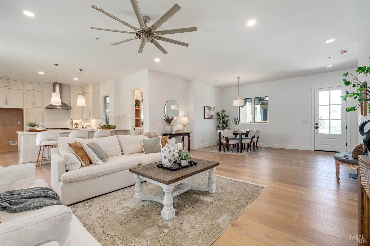 330 Cecile Court Napa CA 94558