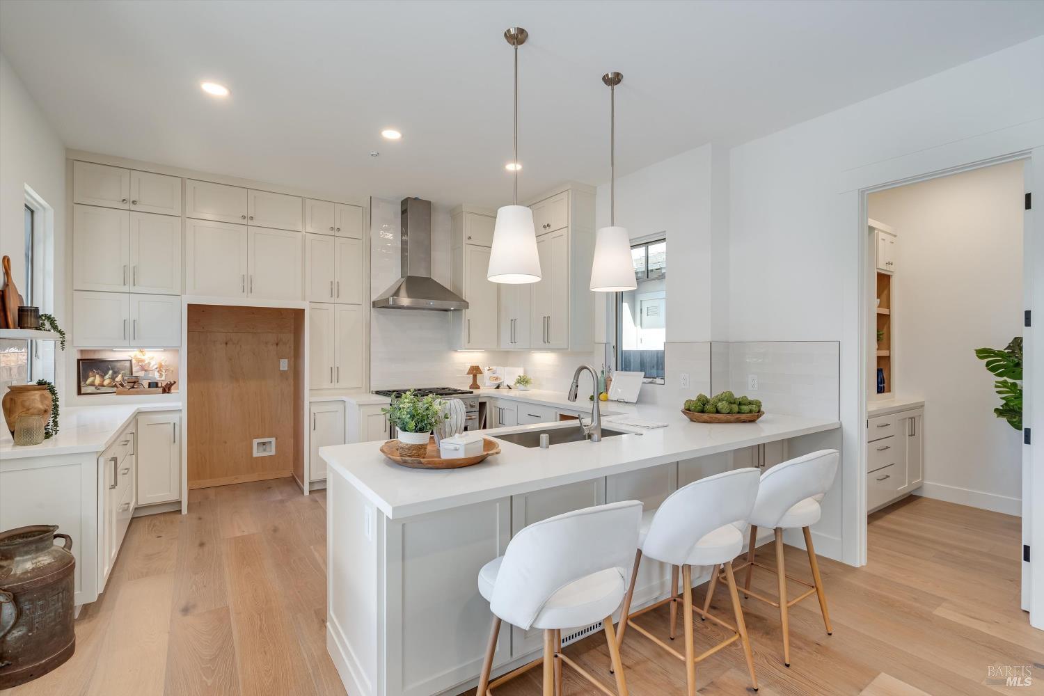 330 Cecile Court Napa CA 94558