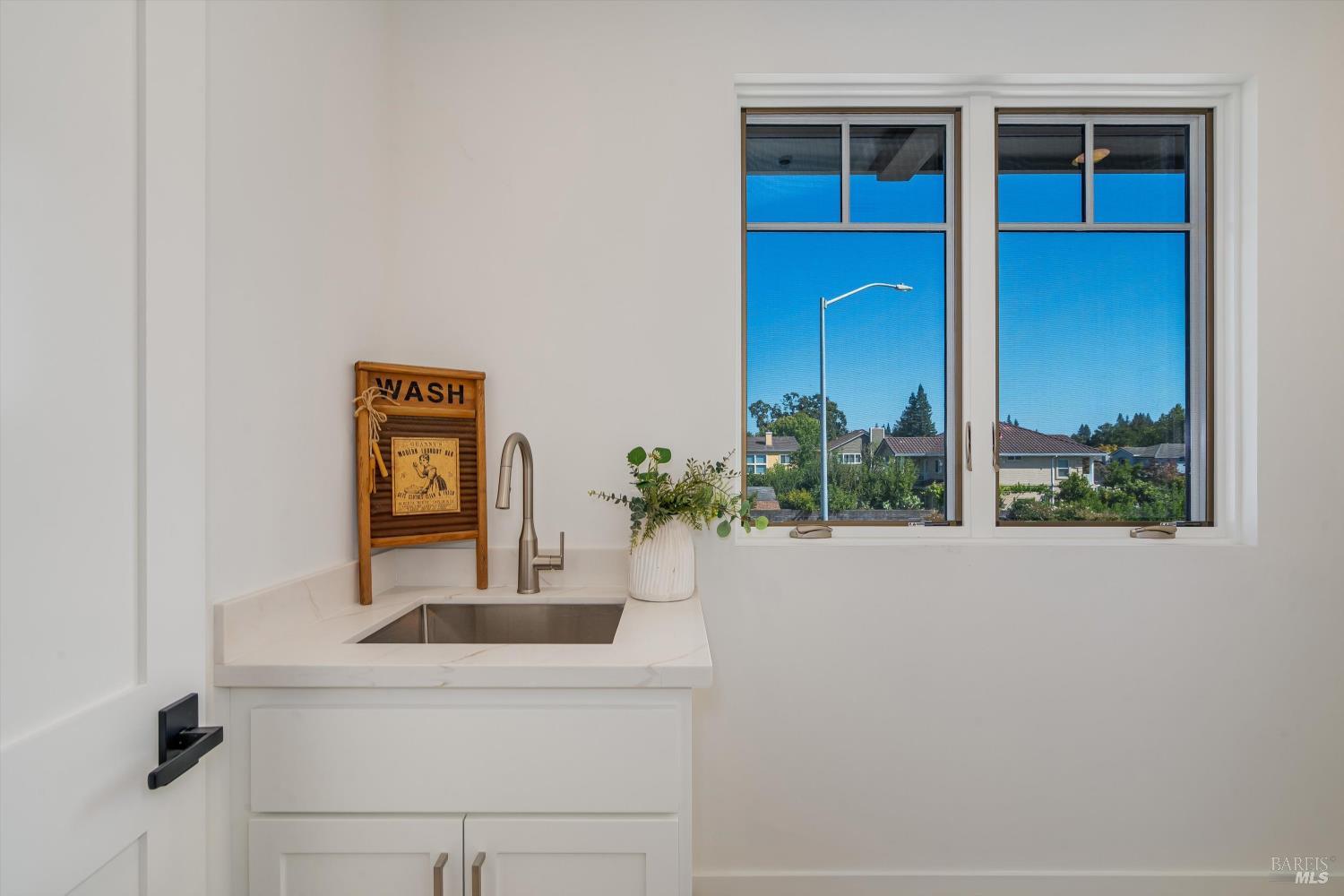 330 Cecile Court Napa CA 94558