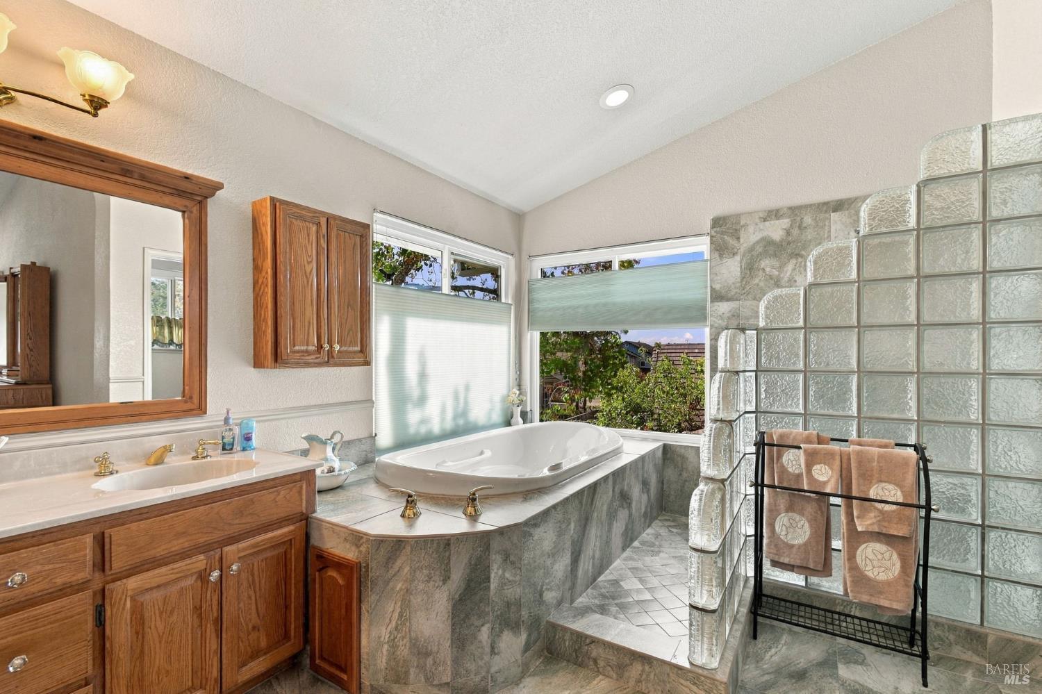1378 Rebecca Way Rohnert Park CA 94928