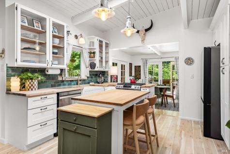 15521 Old Cazadero Road Guerneville CA 95446