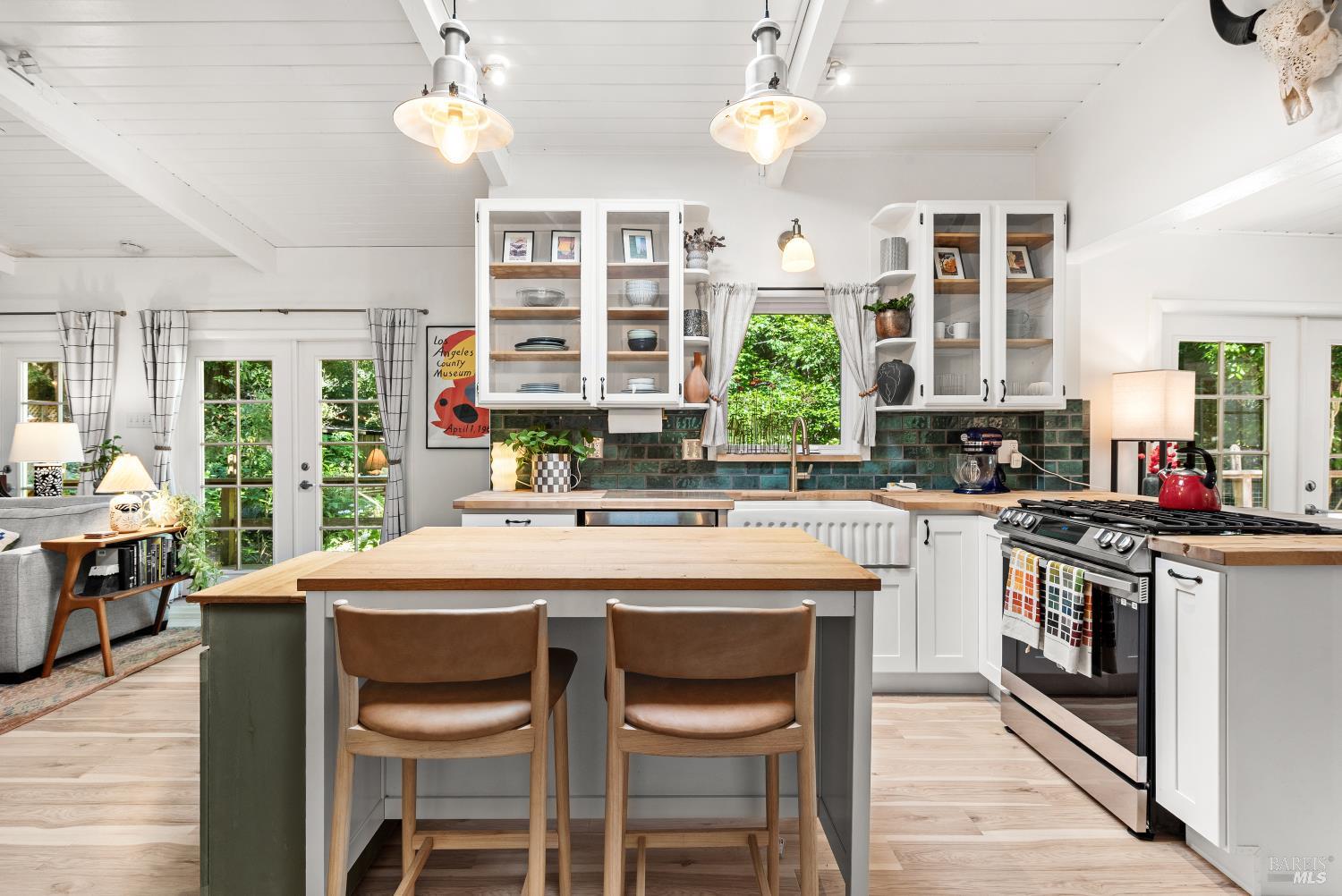 15521 Old Cazadero Road Guerneville CA 95446