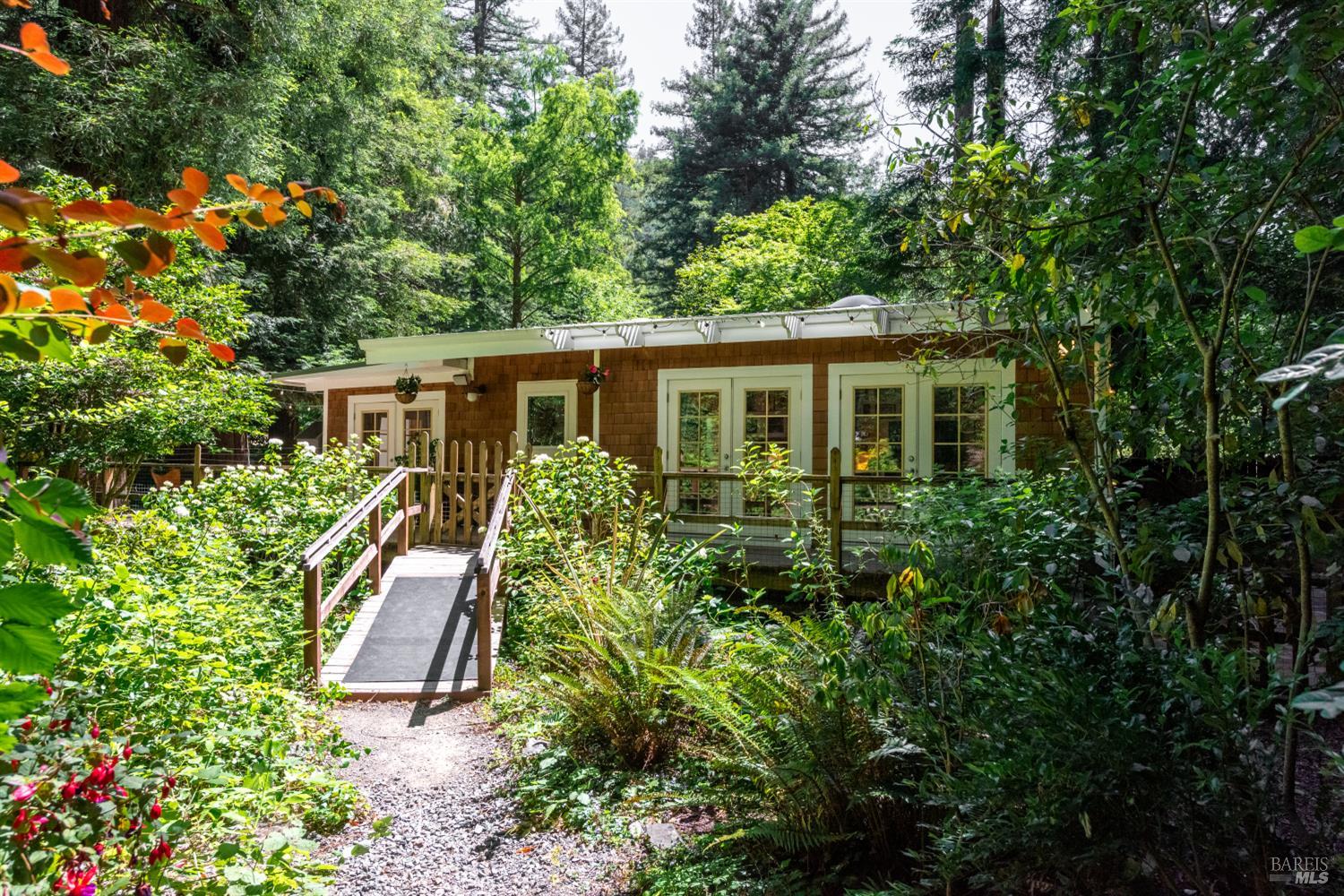 15521 Old Cazadero Road Guerneville CA 95446