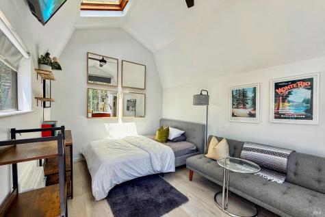 15210 Orchard Road Guerneville CA 95446