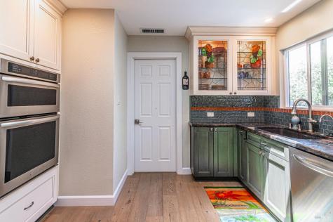 20523 Palmer Avenue Sonoma CA 95476