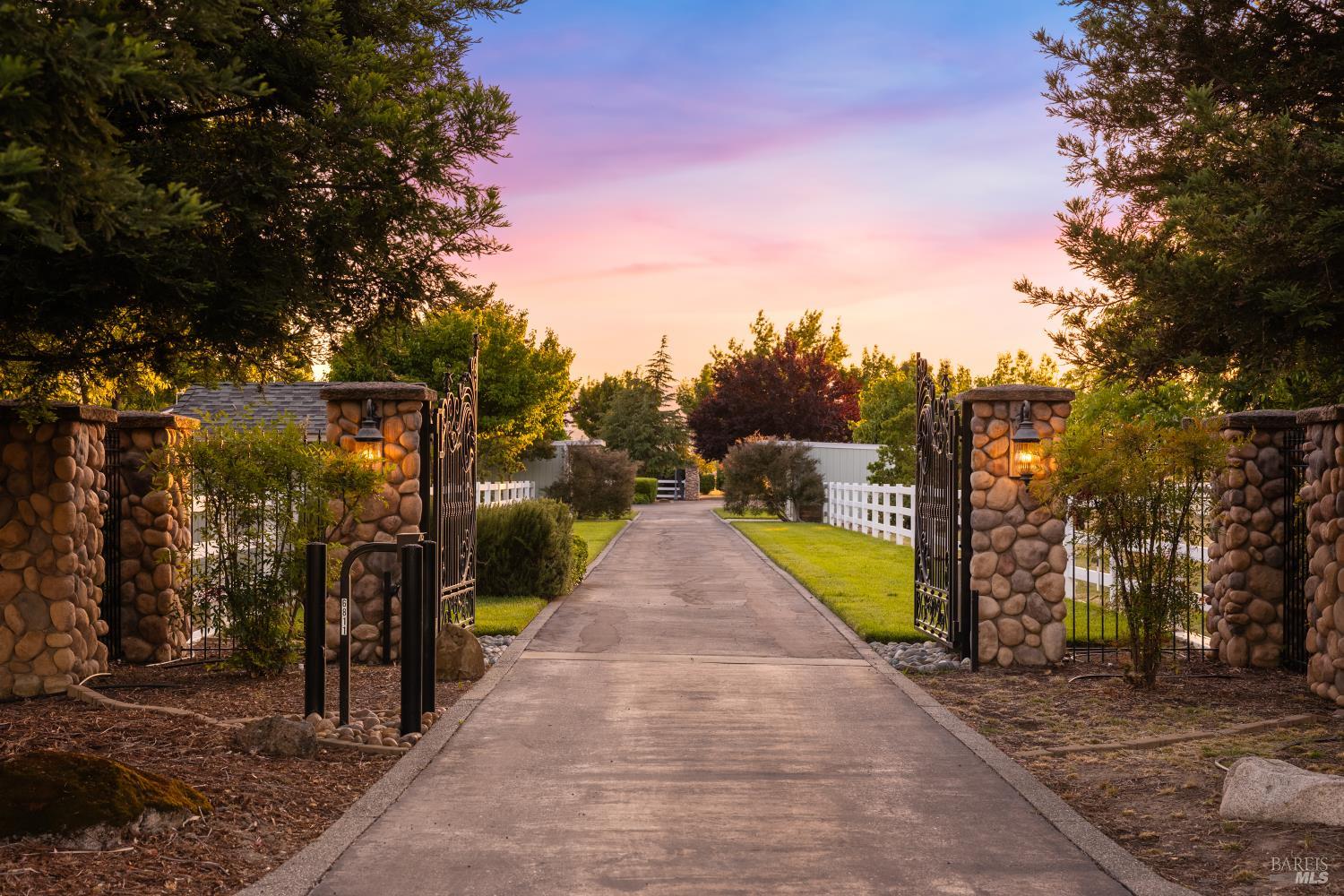 6811 Willow Road Vacaville CA 95687