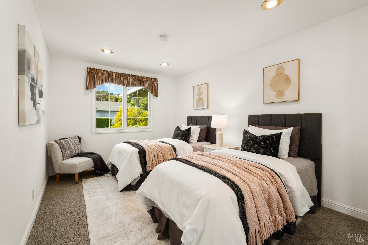 6811 Willow Road Vacaville CA 95687