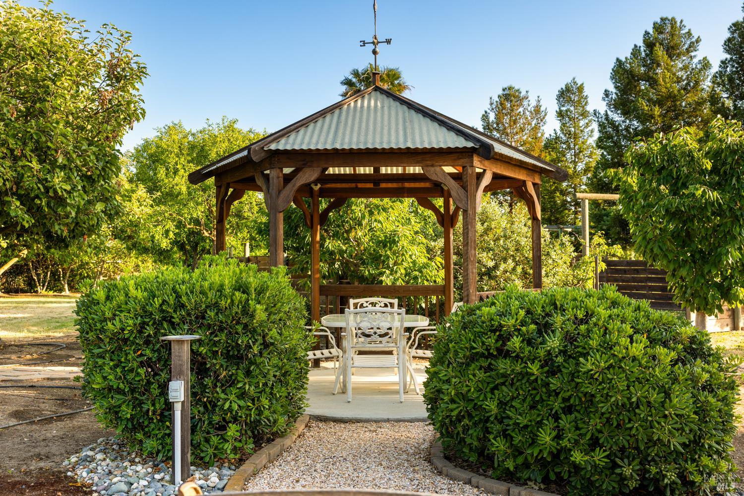 6811 Willow Road Vacaville CA 95687