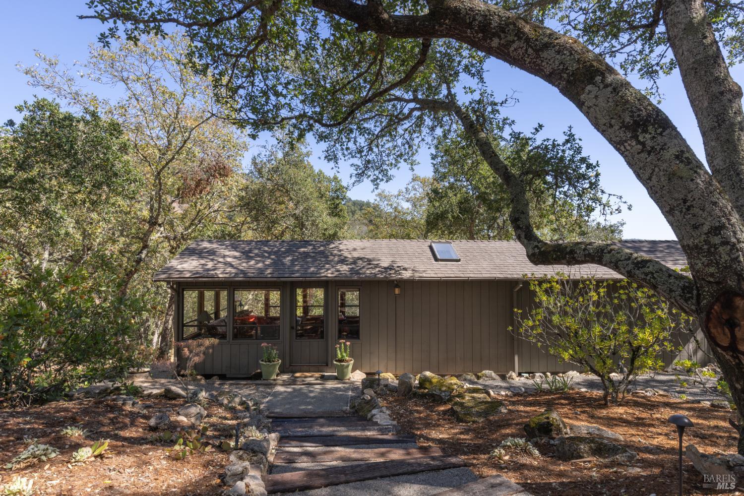 17980 7th Street E Sonoma CA 95476