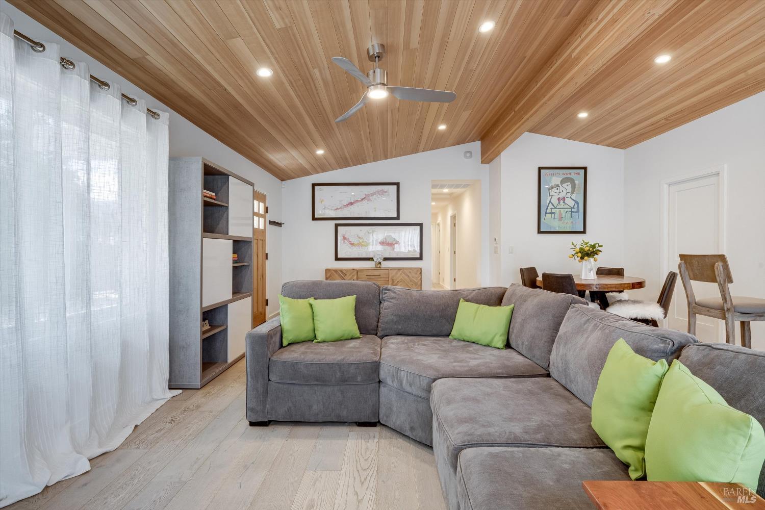 1701 N Oak Street Calistoga CA 94515