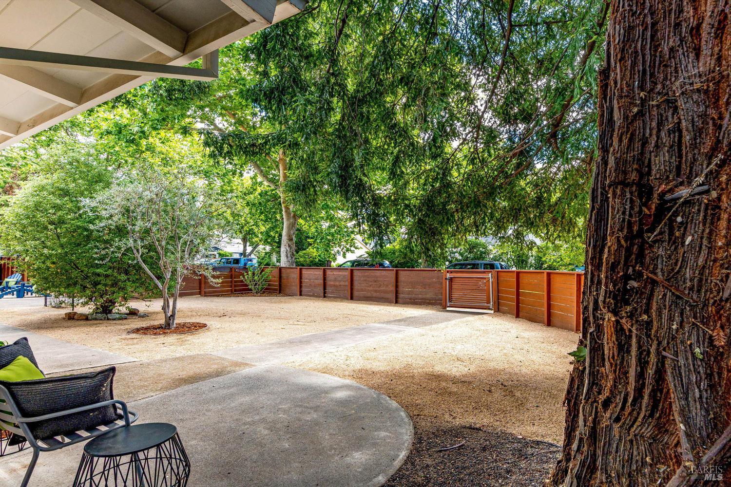 1701 N Oak Street Calistoga CA 94515