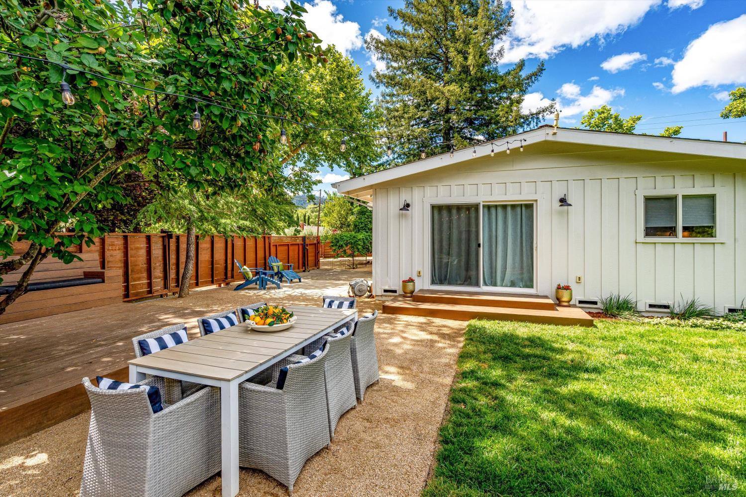 1701 N Oak Street Calistoga CA 94515