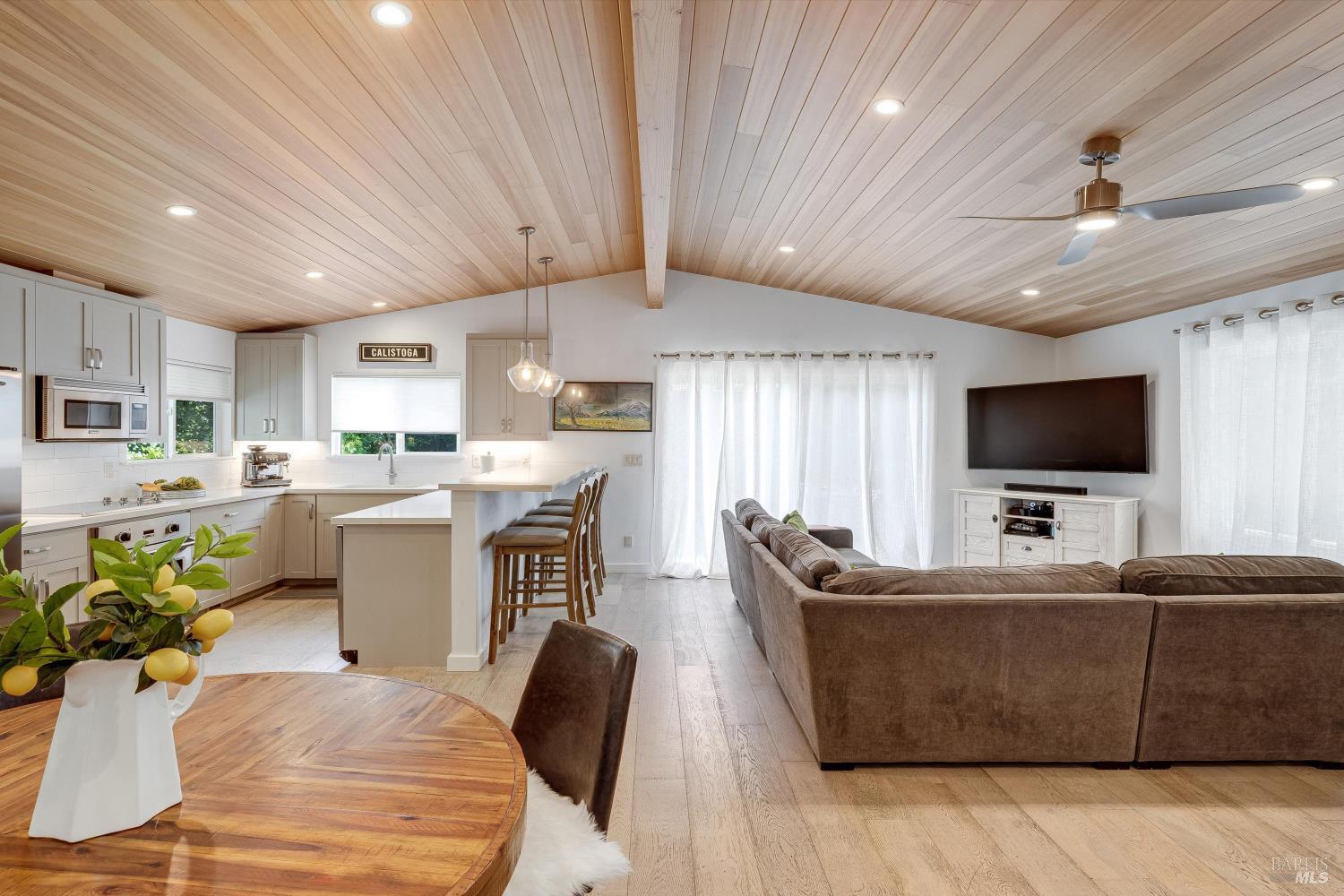 1701 N Oak Street Calistoga CA 94515