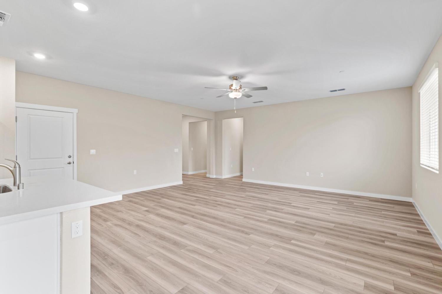 3324 Dillion Way Denair CA 95316