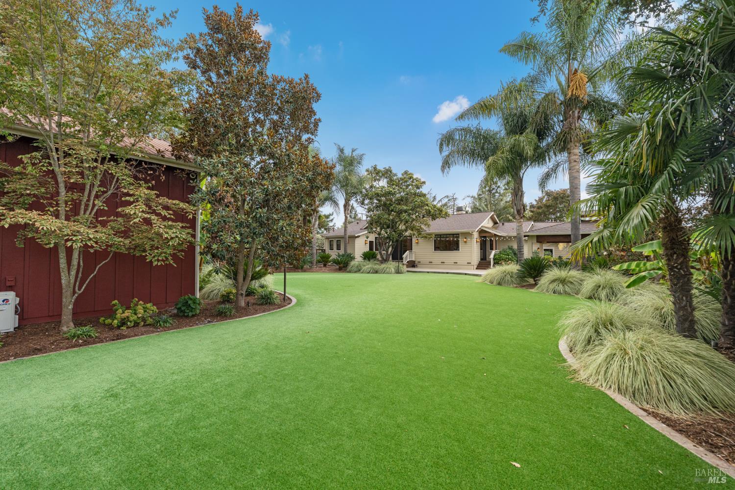 1636 Abramson Road Santa Rosa CA 95401