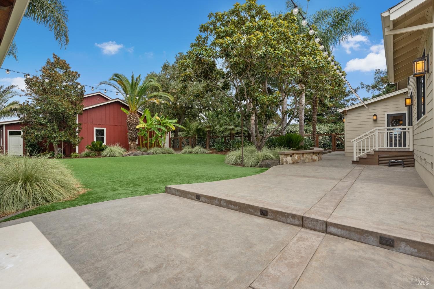 1636 Abramson Road Santa Rosa CA 95401