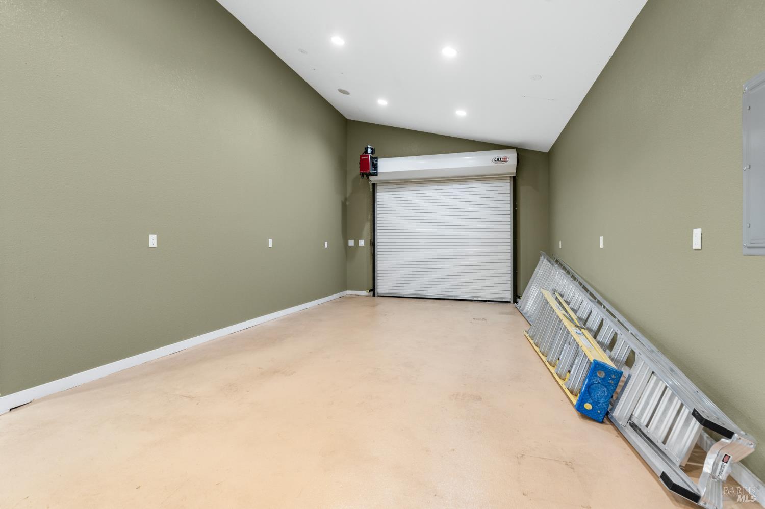 1636 Abramson Road Santa Rosa CA 95401