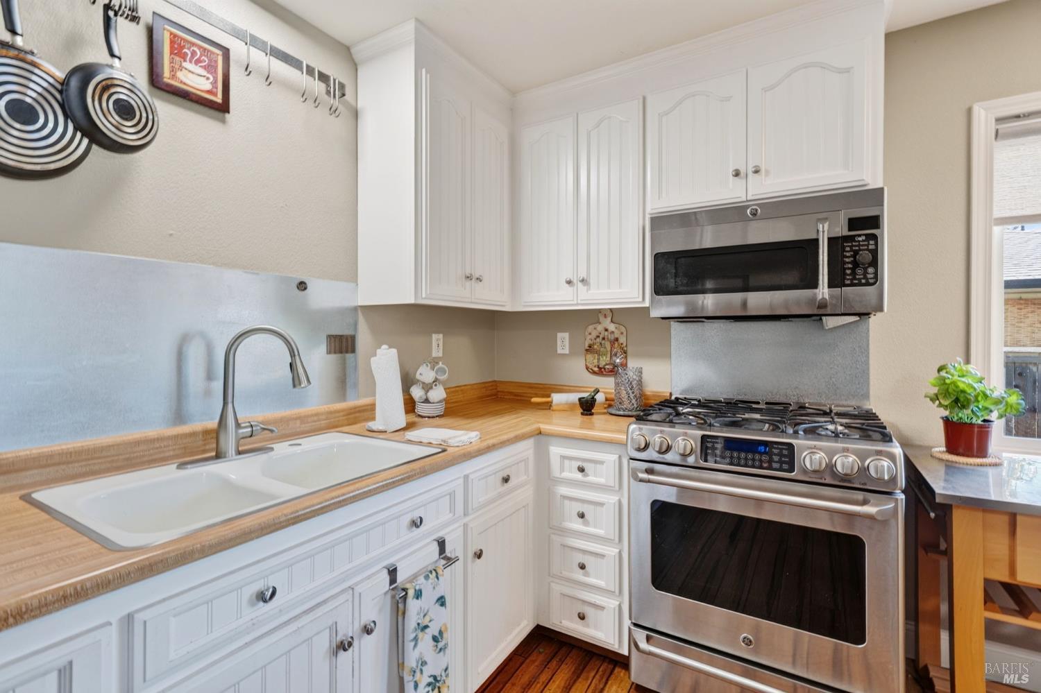 1145 Hart Lane Fulton CA 95439
