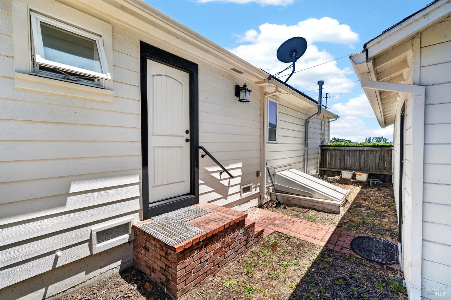1145 Hart Lane Fulton CA 95439