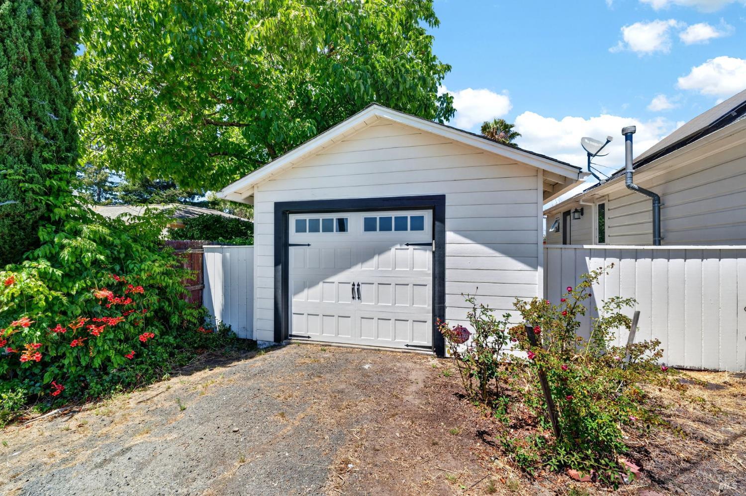 1145 Hart Lane Fulton CA 95439