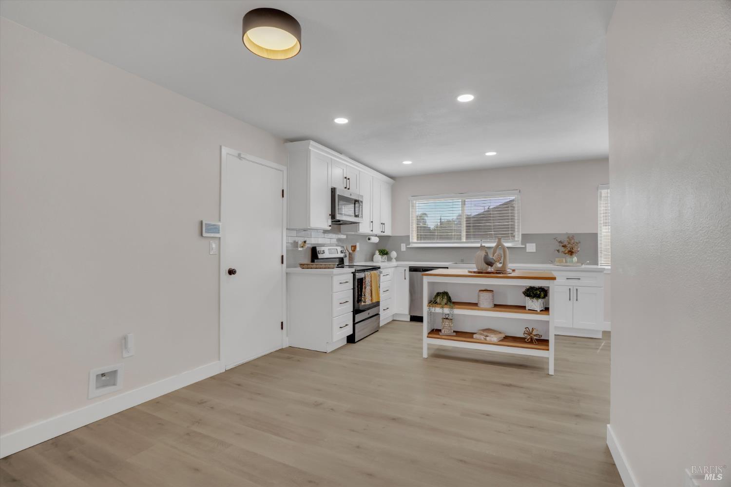 505 Mckenzie Drive Dixon CA 95620