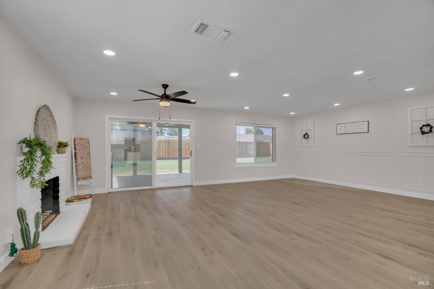 505 Mckenzie Drive Dixon CA 95620