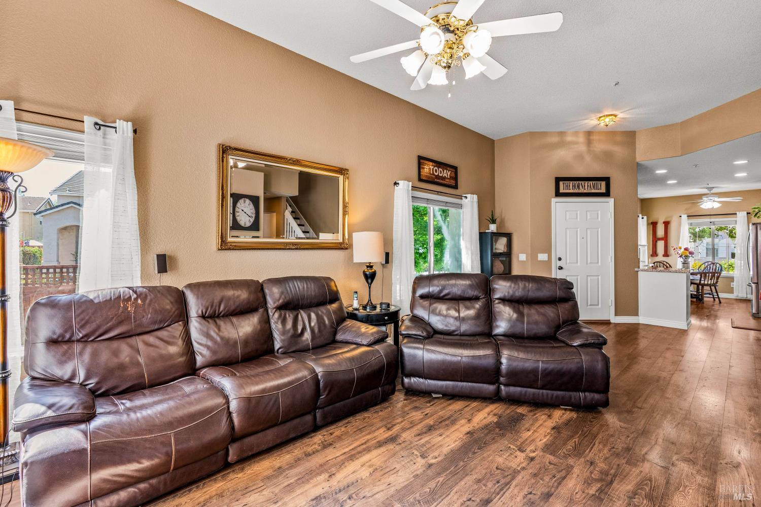 158 Wingard Circle Napa CA 94558