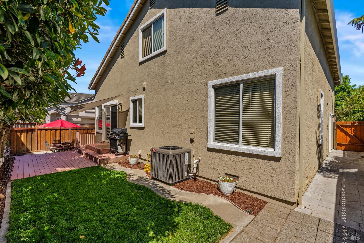158 Wingard Circle Napa CA 94558