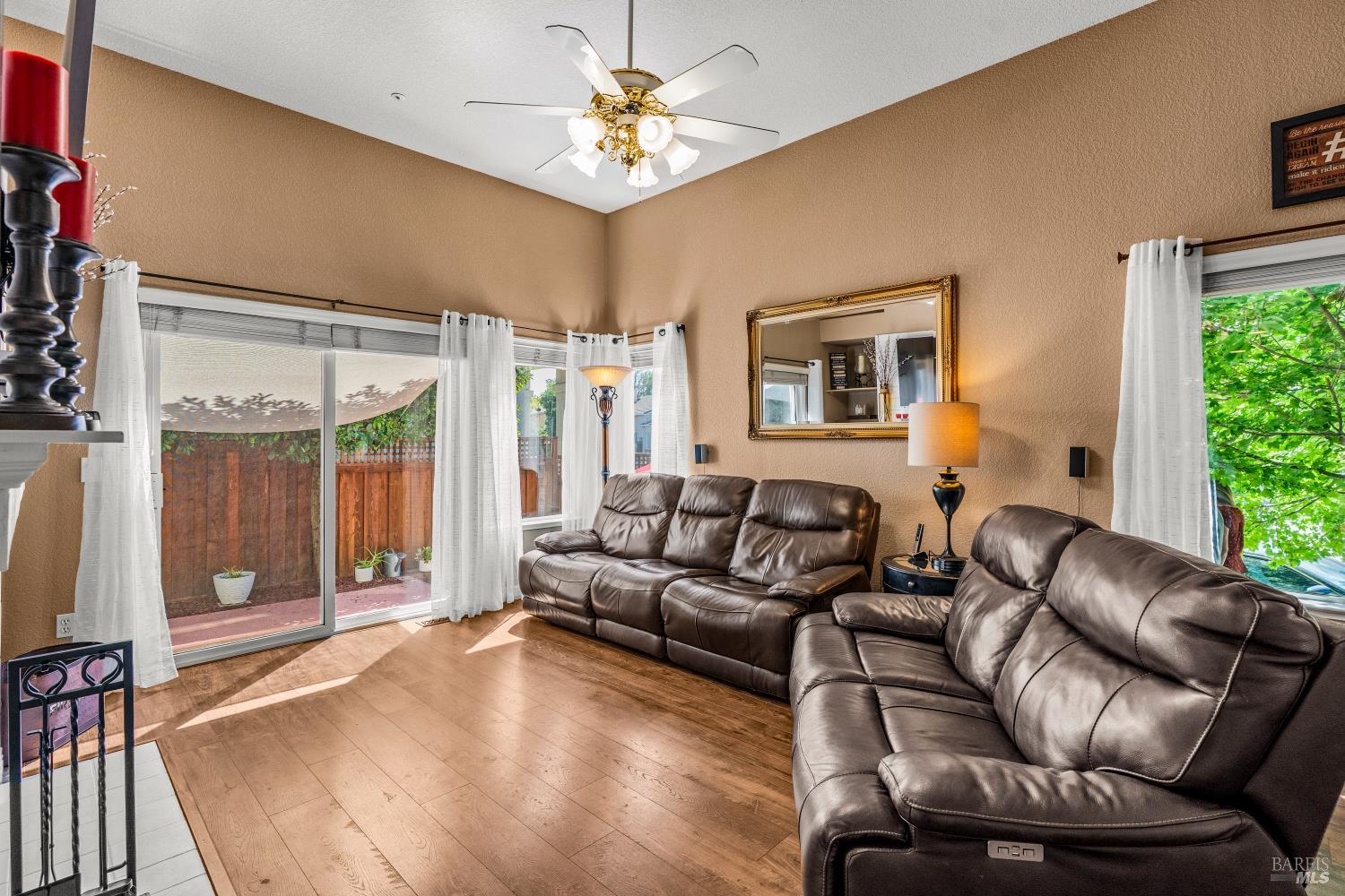 158 Wingard Circle Napa CA 94558
