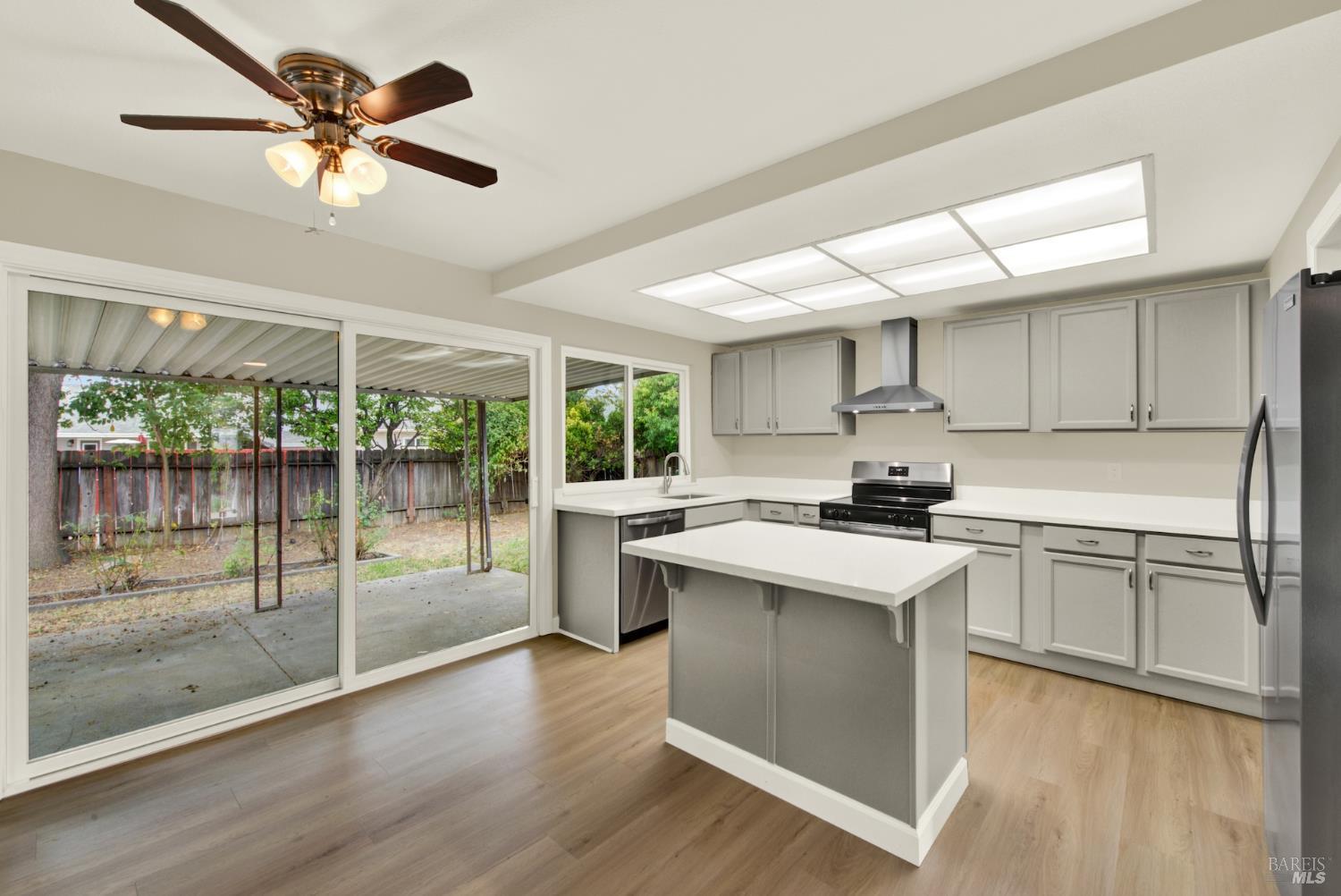 506 Crestview Drive Vacaville CA 95688