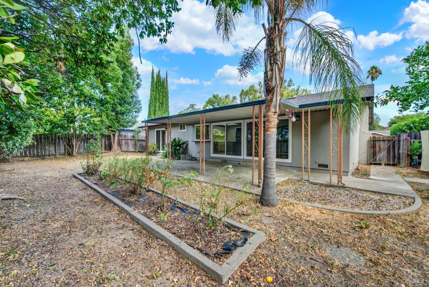 506 Crestview Drive Vacaville CA 95688