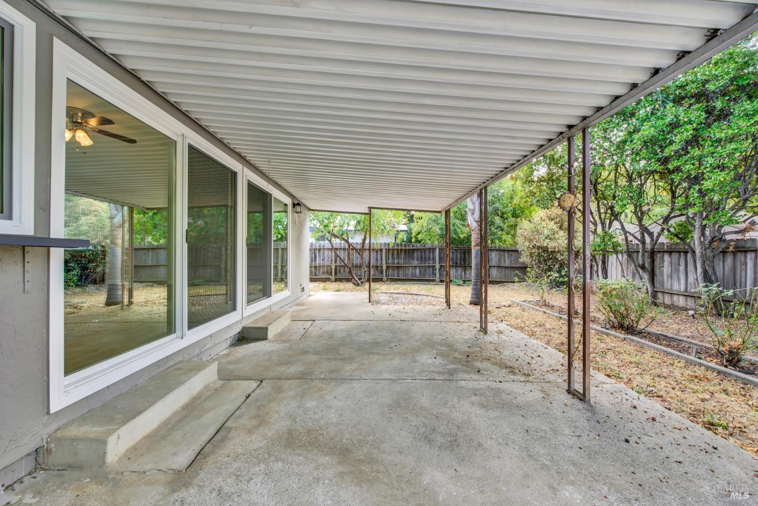 506 Crestview Drive Vacaville CA 95688