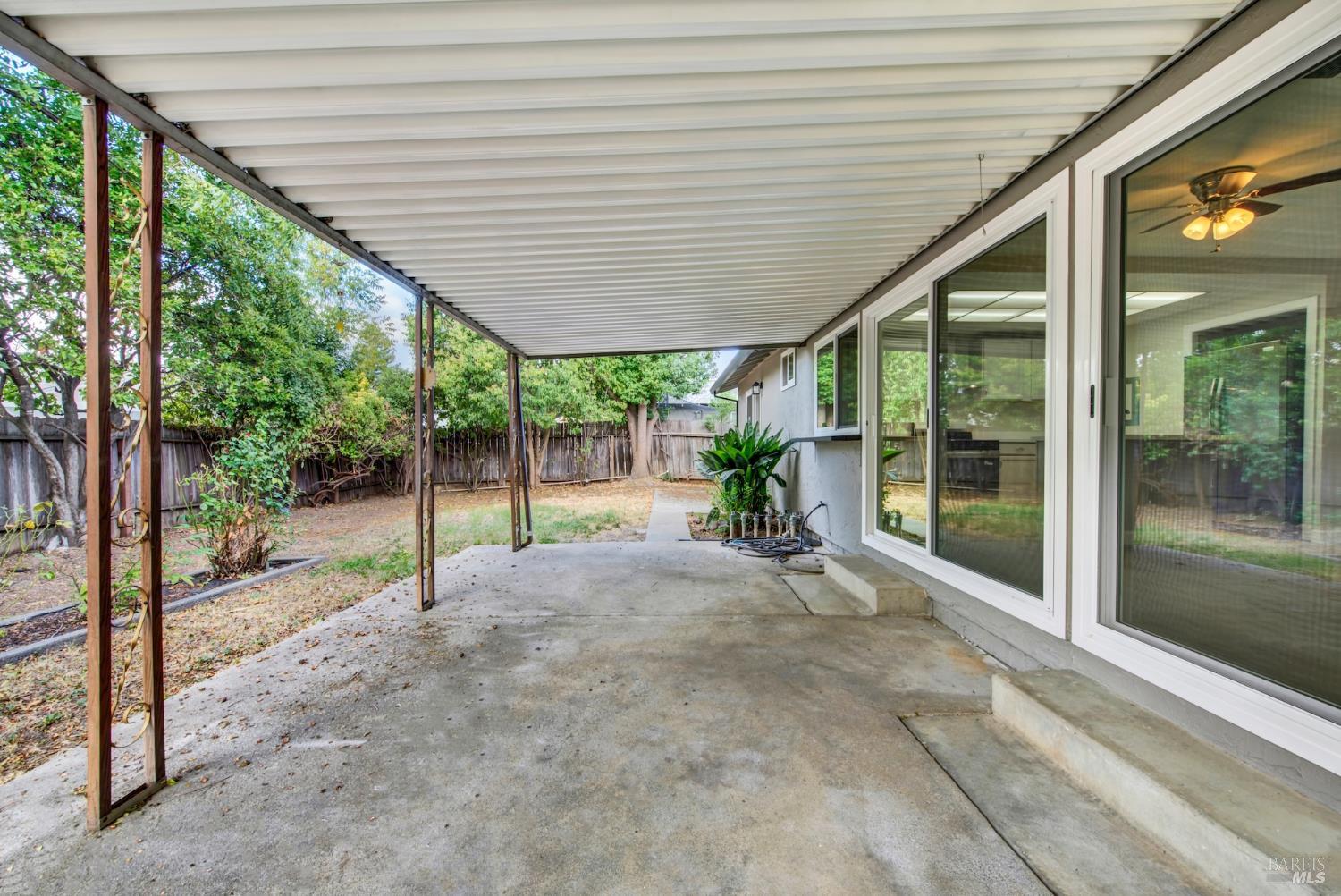 506 Crestview Drive Vacaville CA 95688