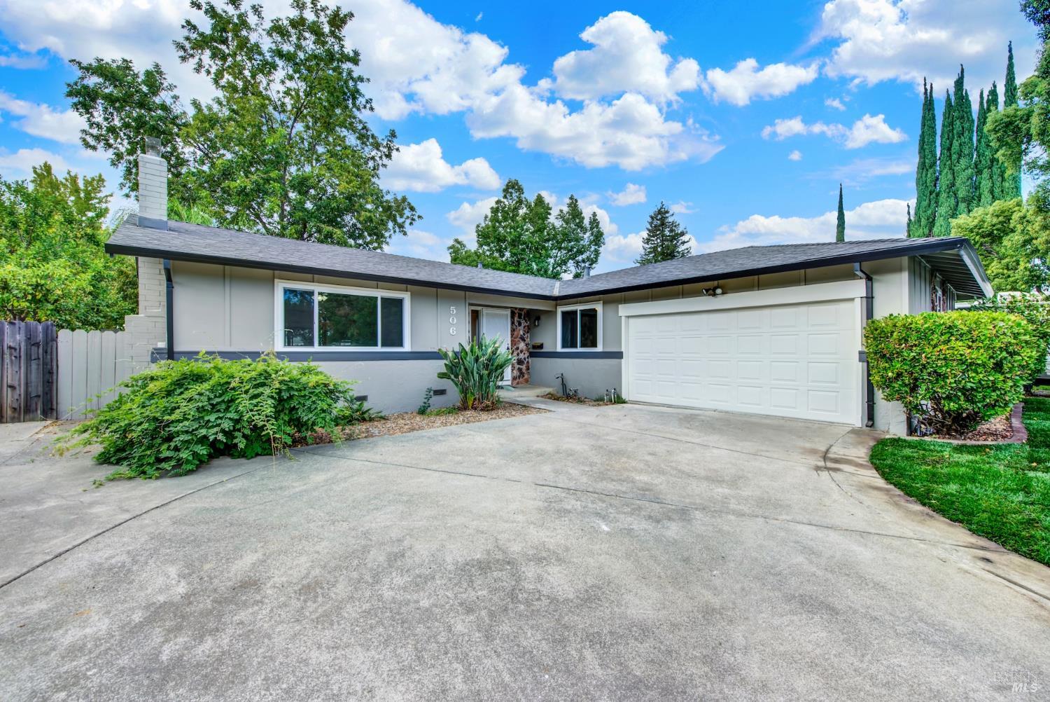 506 Crestview Drive Vacaville CA 95688