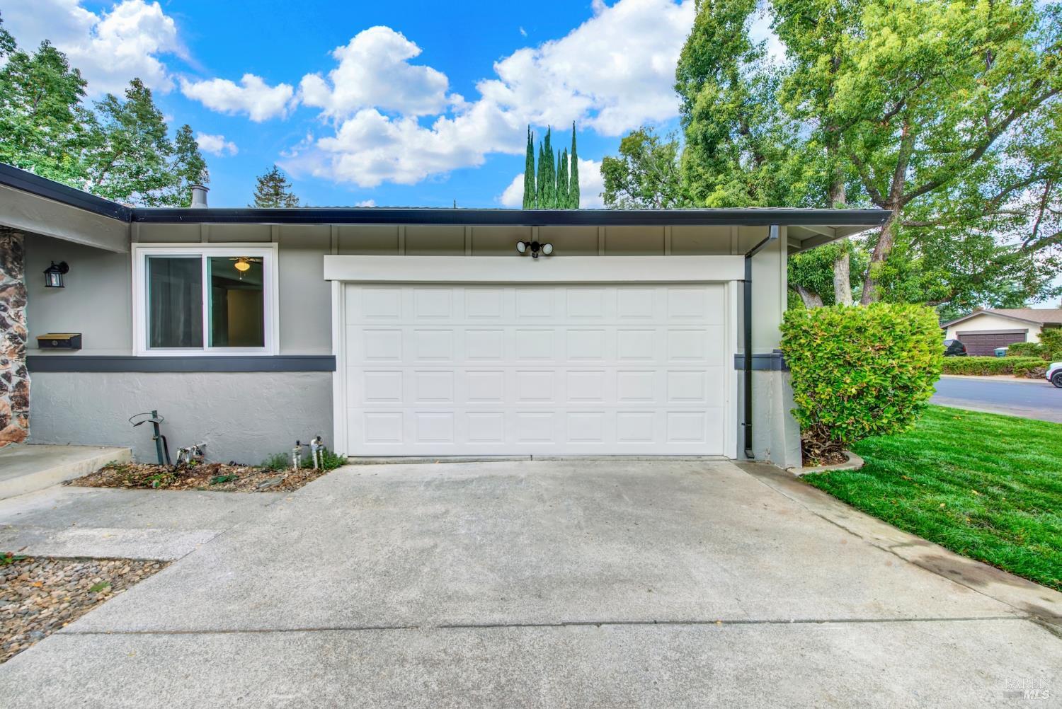 506 Crestview Drive Vacaville CA 95688