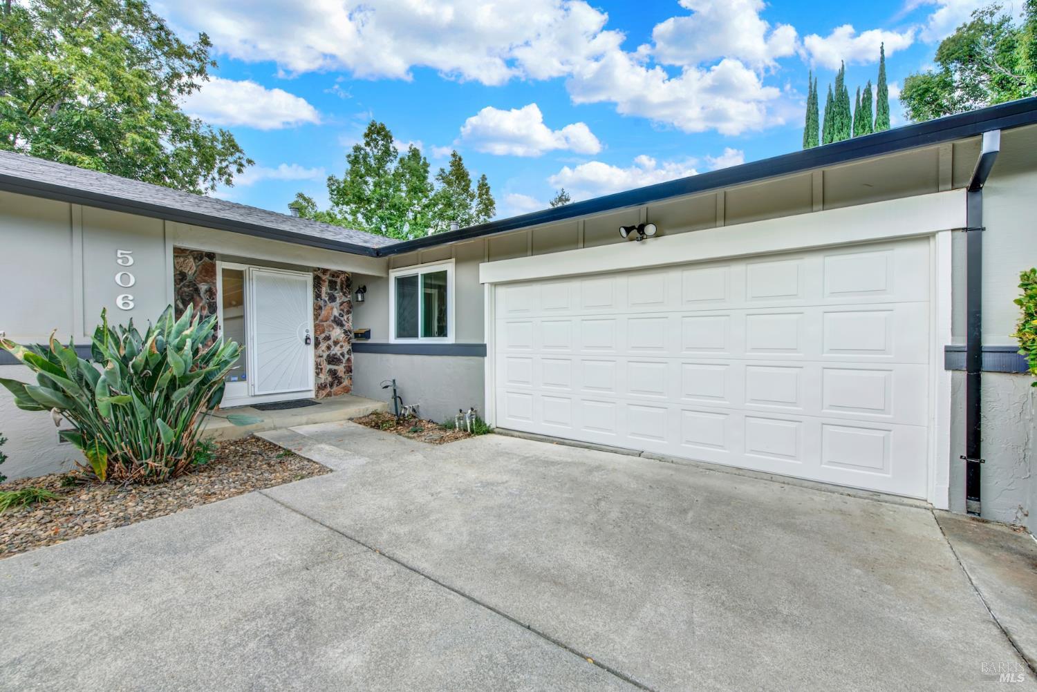 506 Crestview Drive Vacaville CA 95688