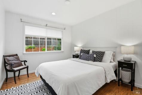 288 San Carlos Way Novato CA 94945