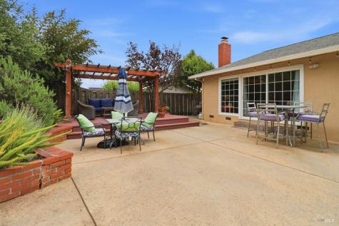 288 San Carlos Way Novato CA 94945