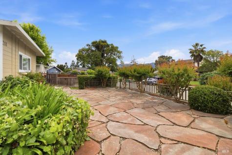 288 San Carlos Way Novato CA 94945