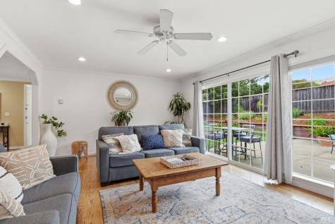 288 San Carlos Way Novato CA 94945