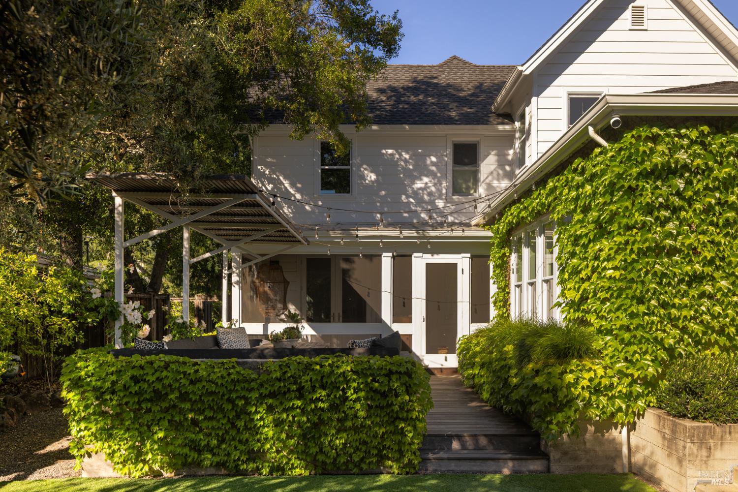 1331 Stockton Street St. Helena CA 94574